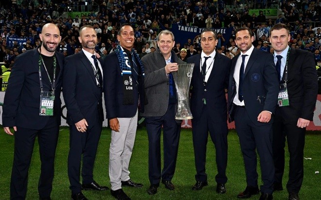 Thượng tầng Chelsea đang cho thấy nhiều bất ổn.
