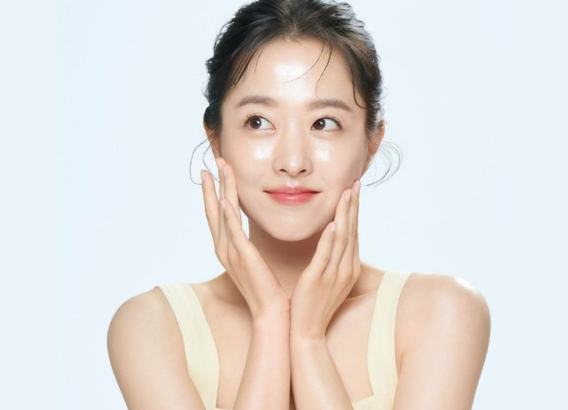 Một trong những thói quen được nhiều người duy trì là uống matcha vào buổi sáng.