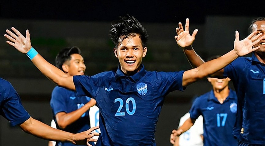 U19 Campuchia giật lại 1 điểm trước U19 Australia sau khi bị dẫn 2 bàn trong hiệp 1.