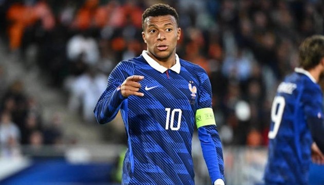 Cùng với Olise, Mbappe là niềm hy vọng lớn nhất trên hàng công đội tuyển Pháp.