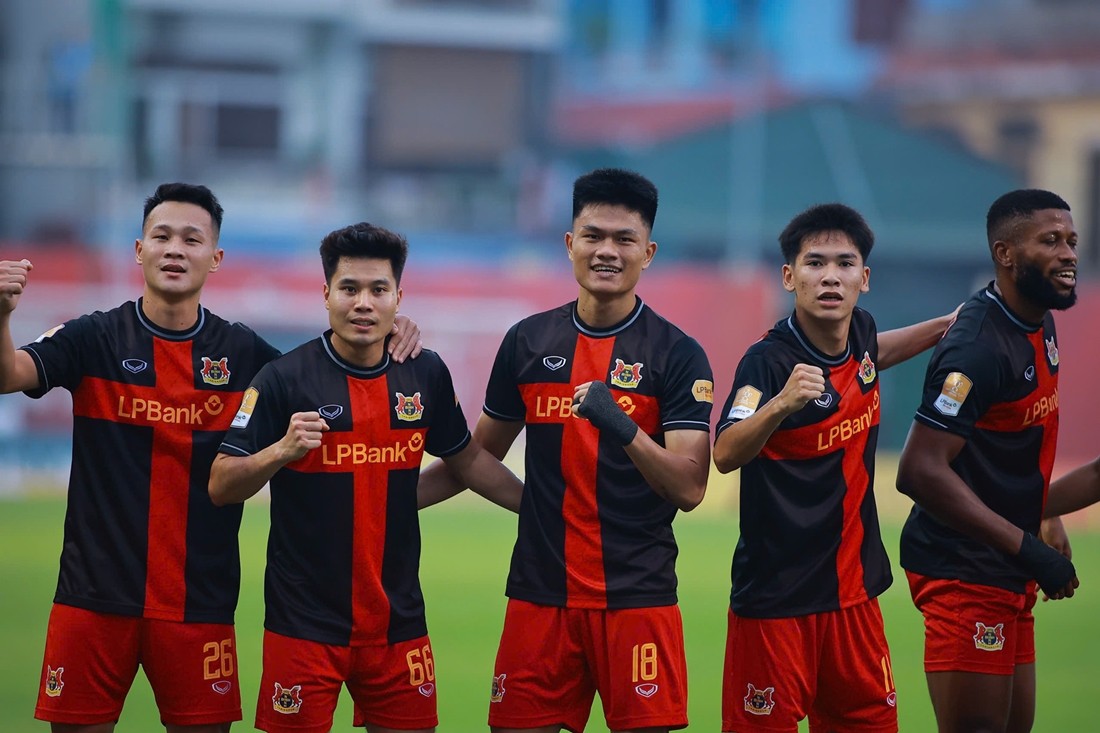 Ninh Bình có chiến thắng thuyết phục trước các vị khách Thể Công Viettel. Ảnh: Cao Oanh - Vietnamnet.