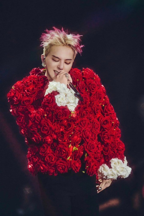 Concert G-DRAGON 2025 WORLD TOUR [Übermensch] IN HANOI, presented by VPBank  mở bán thêm vé - Tuổi Trẻ Online