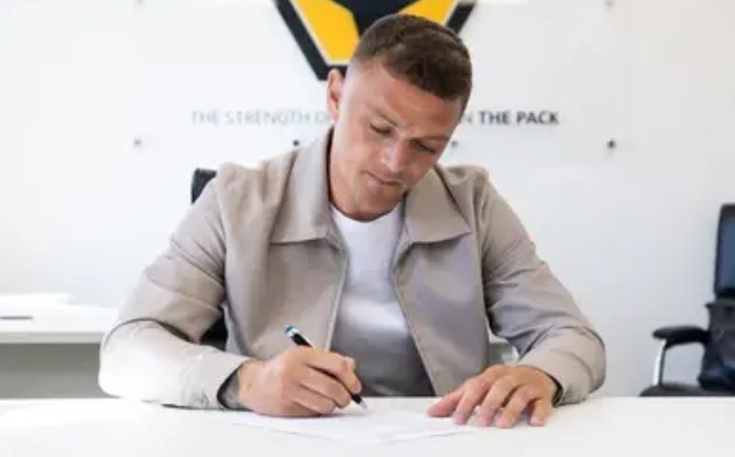 Trippier cân nhắc hủy hợp đồng với Wolves.