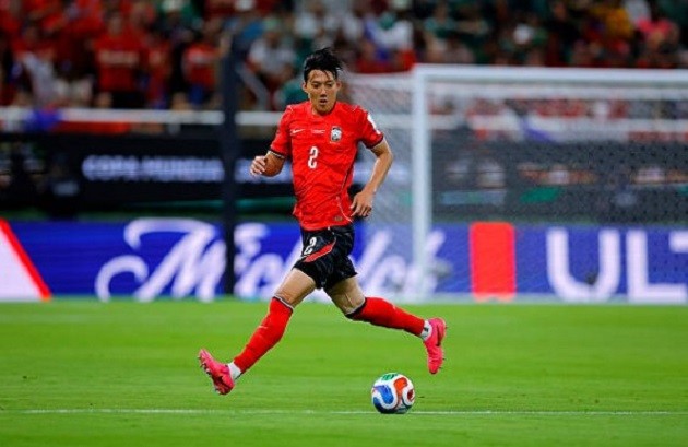 Lee Han-beom - 7.0: Hoàn thành tròn vai nhiệm vụ phòng ngự, tạo ra sự bọc lót cần thiết ở bộ ba trung vệ.