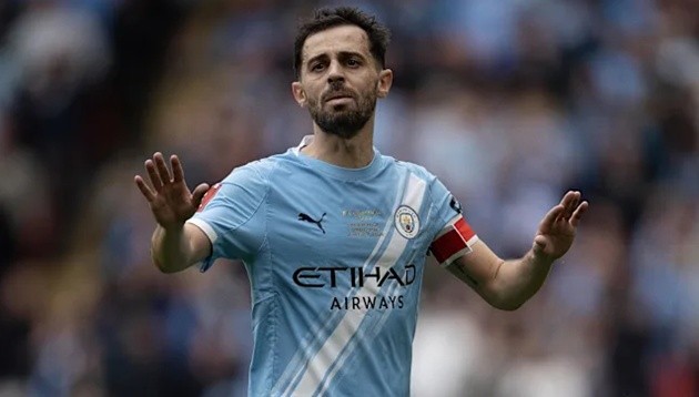 Bernardo Silva quay xe với Atletico Madrid.