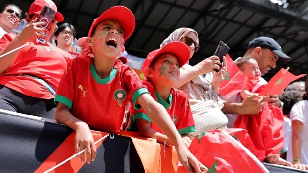 CĐV Morocco cuồng nhiệt không kém CĐV Selecao.
