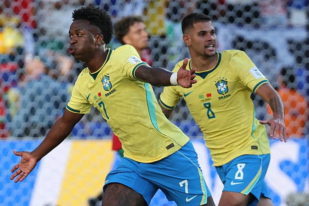 Vinicius Junior (7.6): Ngôi sao sáng nhất trên hàng công Brazil. Anh tận dụng tối đa cơ hội để ghi bàn gỡ hòa trong hiệp một và luôn thường trực mối đe dọa lên hàng thủ Morocco. Đáng tiếc khi anh không thể có thêm bàn thắng để giúp đội nhà giành trọn 3 điểm.