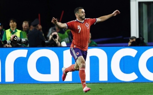 McGinn giúp Scotland thắng tối thiểu trước Haiti.