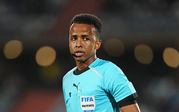 Trọng tài Omar Artan vẫn nhận đủ thù lao tại World Cup 2026.