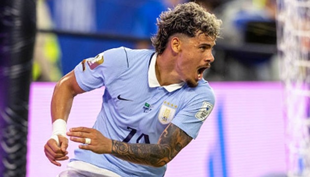 Maxi Araujo – 7.5: Ngôi sao tấn công sáng nhất trận với bàn thắng gỡ hòa quý giá nhờ khả năng chọn vị trí cực kỳ nhạy bén. Anh cũng tạo ra một cơ hội mười mươi cho đồng đội lập công.