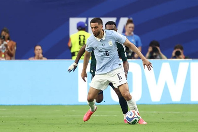 Rodrigo Bentancur – 6.8: Xử lý bóng gọn gàng, luân chuyển nhịp độ khá tốt nhưng chưa thể hiện được vai trò thủ lĩnh thực sự để kiểm soát hoàn toàn cục diện trên sân.