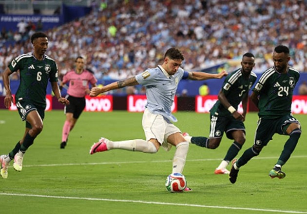 Federico Valverde – 6.6: Gánh vác sự kỳ vọng vô cùng lớn nhưng lại gặp khó trong việc tạo tầm ảnh hưởng. Dẫu vậy, tiền vệ này vẫn nỗ lực hết mình ở cuối trận và suýt có bàn định đoạt kết cục.