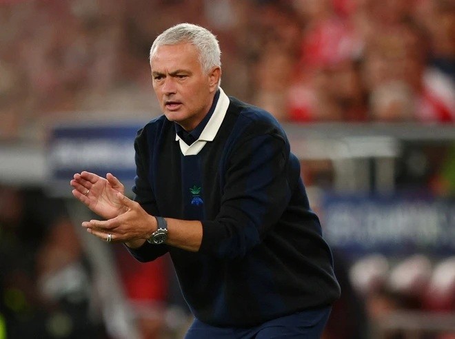 Jose Mourinho sắp trở lại Real.