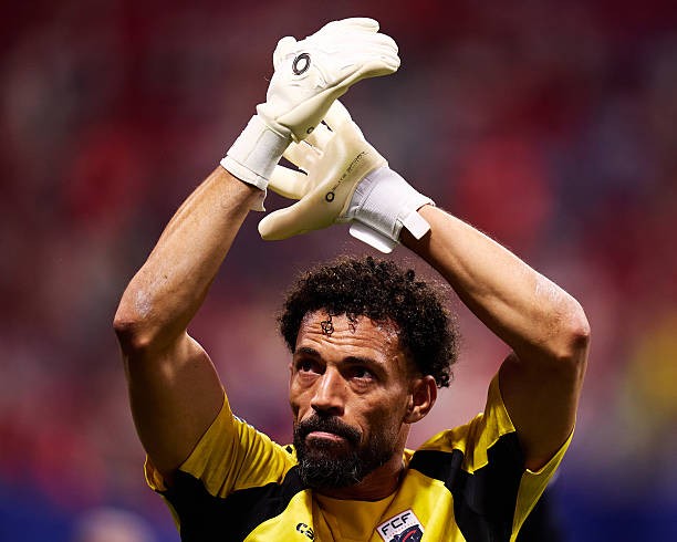 Thủ thành 40 tuổi của Cape Verde ghi dấu ấn tại World Cup. 