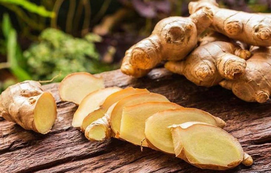 Dùng gừng và rượu để tăng hiệu quả khử tanh

