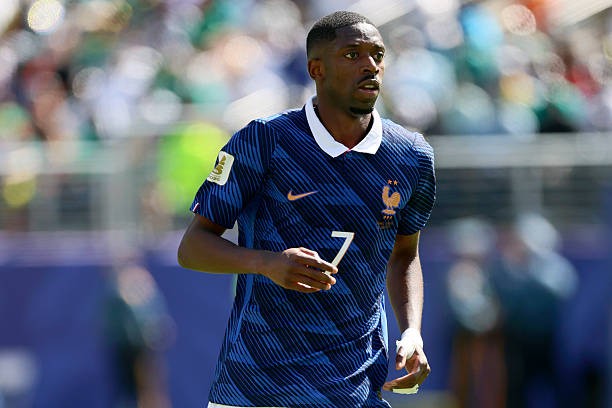 Ousmane Dembele (6.9): Dù sở hữu kỹ thuật cá nhân lắt léo và tỏ ra nguy hiểm khi có bóng giữa các tuyến, nhưng Dembele dần trở nên mờ nhạt trong hiệp hai khi Pháp không tìm được nhiều mối liên kết để đưa bóng đến chân anh.