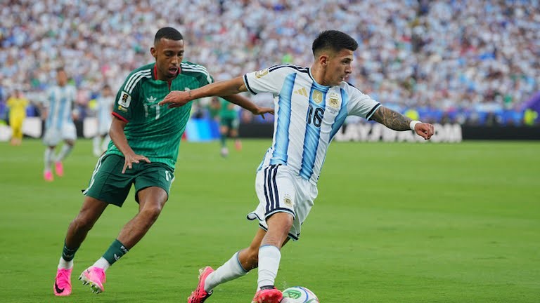 Thiago Almada (7.0 điểm): Anh đã có những pha xử lý kỹ thuật lắt léo bên hành lang cánh, gây ra nhiều khó khăn cho hàng thủ Algeria.