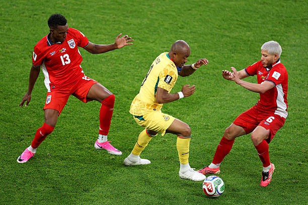 Ghana tấn công đầy nỗ lực trong hiệp hai.