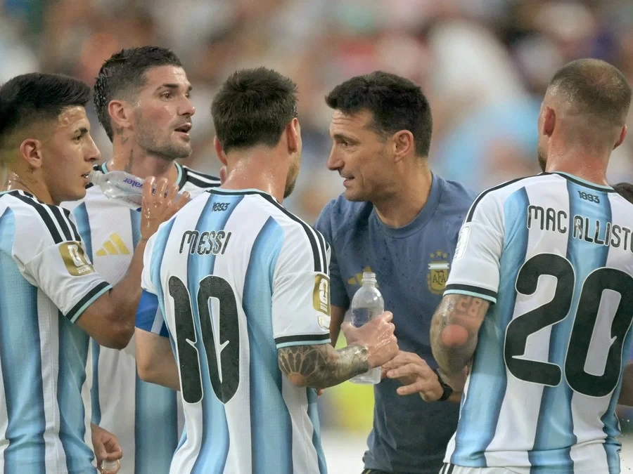 Huyền thoại Argentina tối ưu hóa từng khoảnh khắc.
