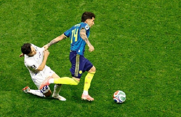 Gustavo Puerta (7.1): Tiền vệ trung tâm chơi năng nổ, chứng minh niềm tin của HLV Lorenzo là đúng đắn với pha cướp bóng ở giữa sân rồi kiến tạo dọn cỗ cho Luis Diaz ghi bàn thắng quan trọng nâng tỷ số lên 2-1.
