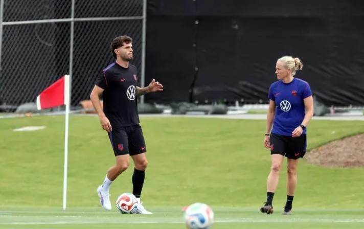 Pulisic đang gặp một chấn thương.