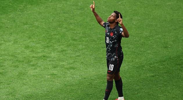 David nâng tỷ số lên 2-0.