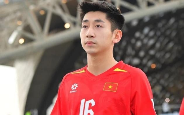 Nhật Minh đối mặt câu hỏi lớn về tương lai.