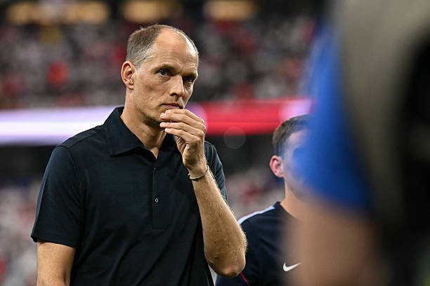 Thomas Tuchel phủ nhận tranh cãi với Jordan Pickford.