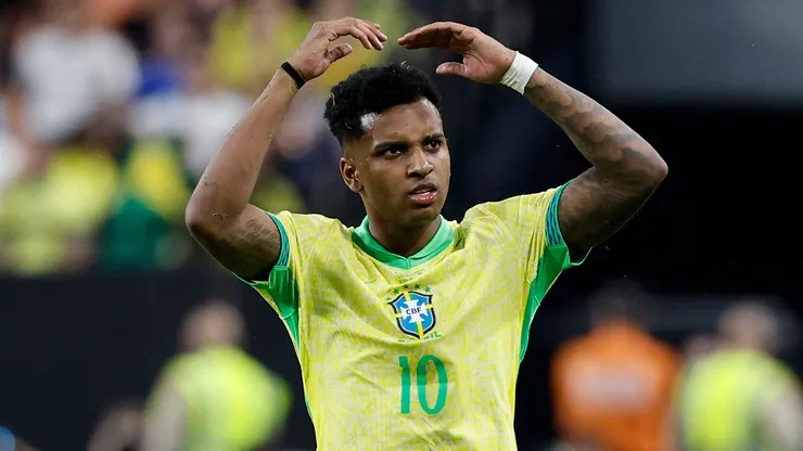 Nhật ký World Cup từ hàng ghế khán giả của Rodrygo.