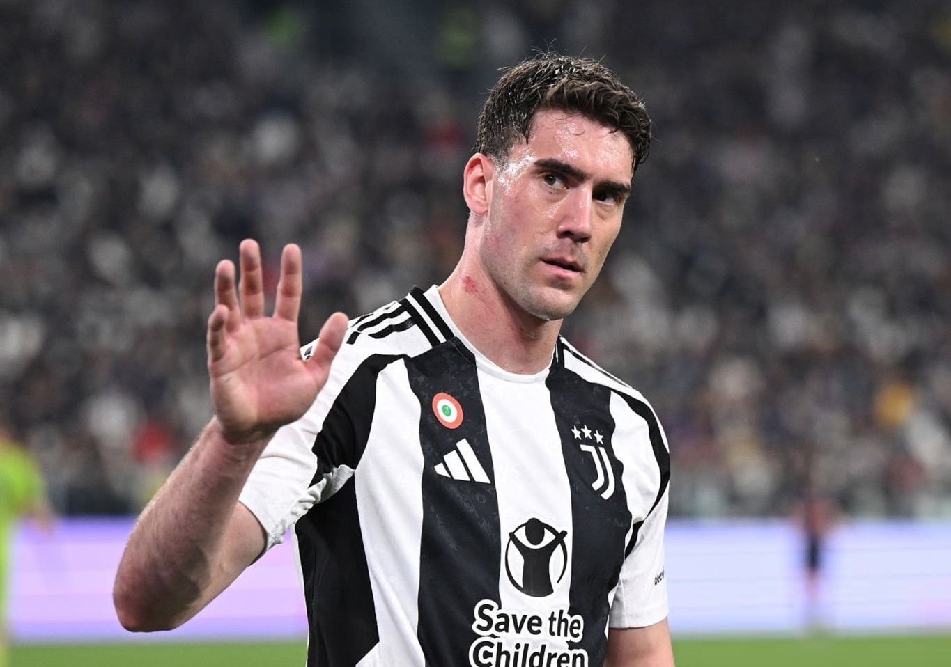Dusan Vlahovic có thể chia tay Juventus hè này.