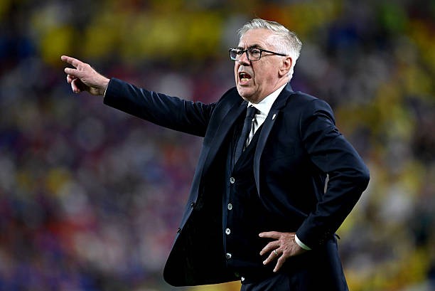 Thay đổi của Ancelotti giúp Brazil thắng dễ Haiti.