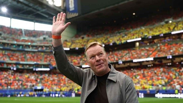 HLV Koeman dẫn dắt Hà Lan đánh bại Thụy Điển, lập kỷ lục đáng nể ở World Cup.