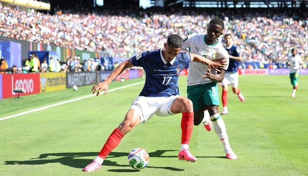 Saliba đã phải nén đau để có thể dự World Cup cùng đội tuyển Pháp.
