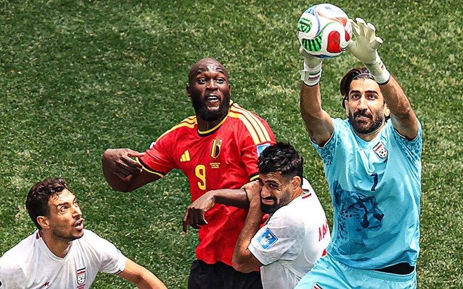 Beiranvand tiếp tục là niềm cảm hứng của Iran tại World Cup.