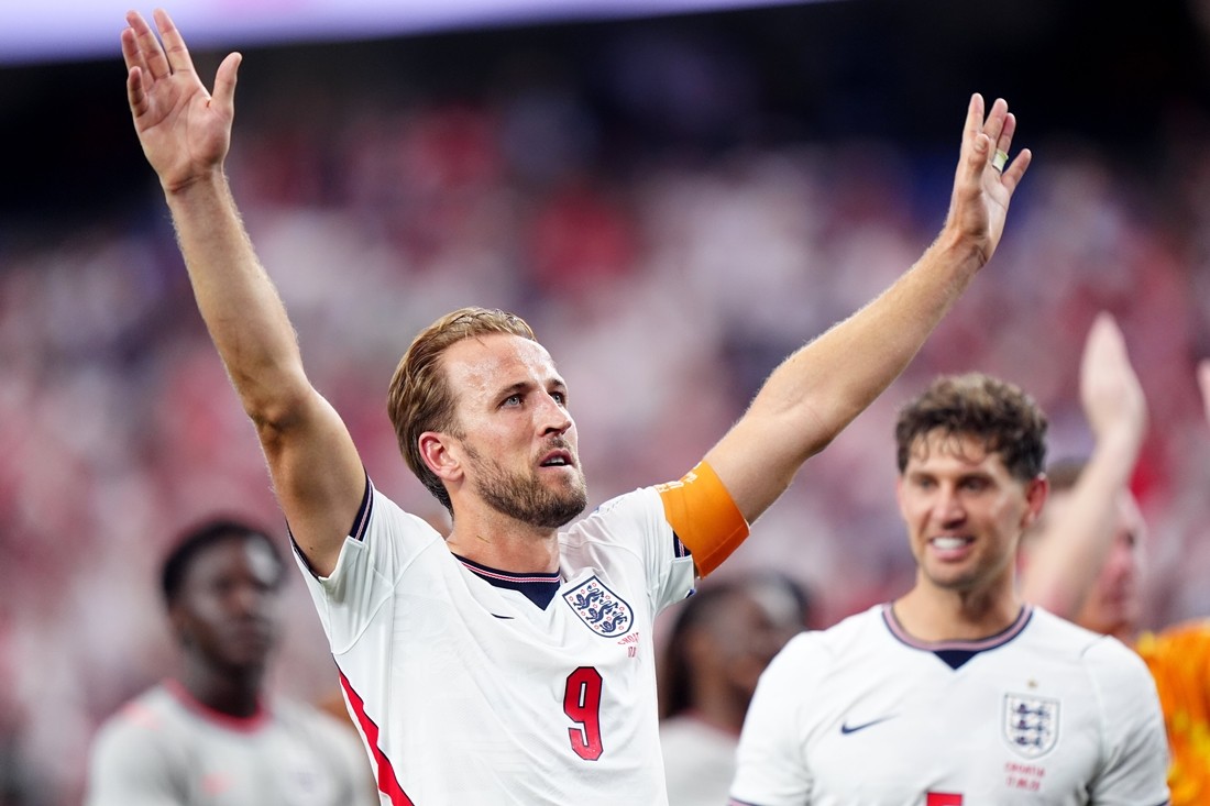 Harry Kane là kiểu trung phong toàn diện và rất tích cực lùi sâu.