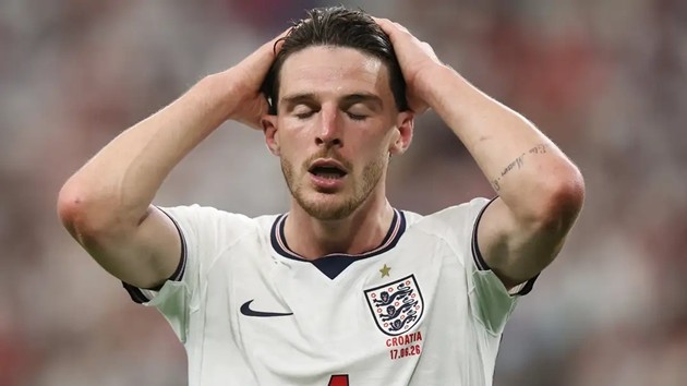 Declan Rice cho rằng lịch thi đấu khắc nghiệt bào mòn thể trạng các cầu thủ.