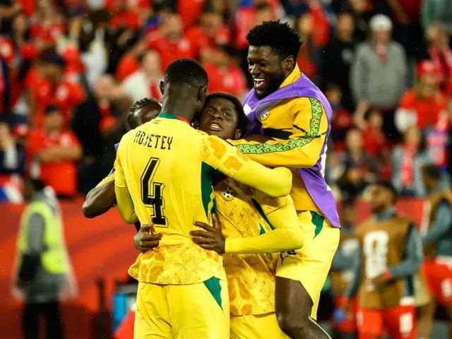 Ghana cũng là ứng viên cho vé đi tiếp.