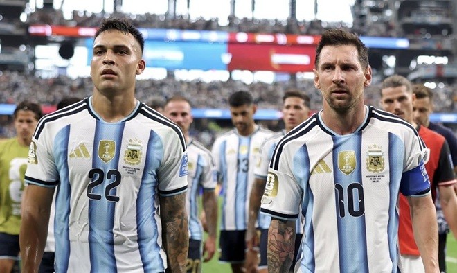 Messi đang là cây săn bàn duy nhất của Argentina.