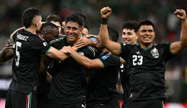Mexico đã chắc suất đi tiếp.