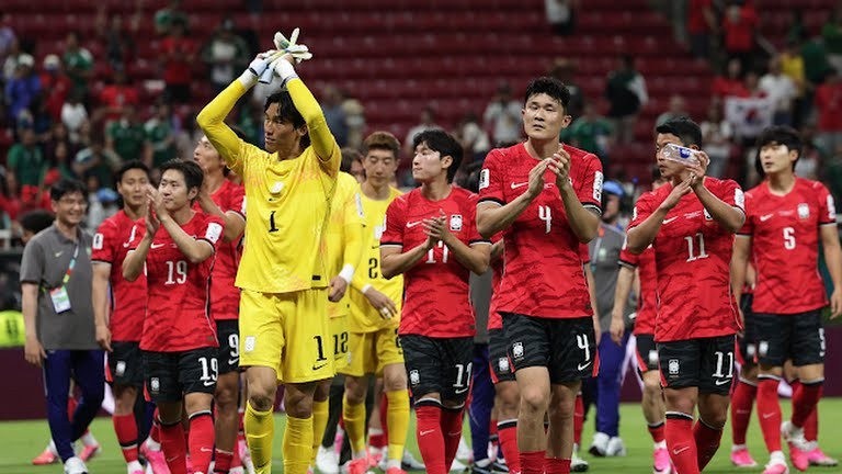 Hàn Quốc đang sáng cửa đi tiếp.