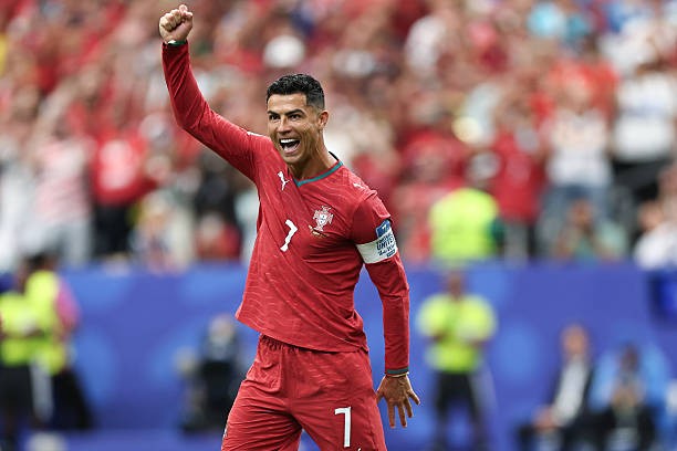 Cristiano Ronaldo lại chinh phục thêm những kỷ lục ở World Cup.