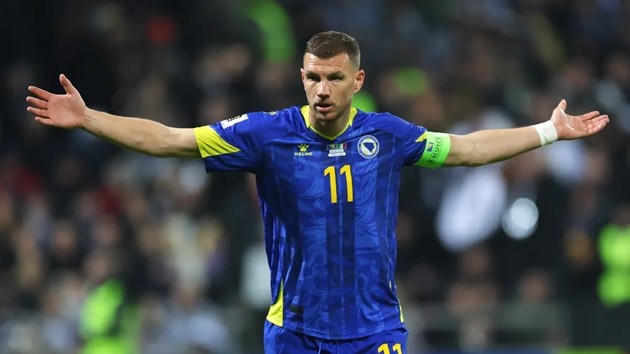Edin Dzeko, thủ lĩnh của Bosnia.