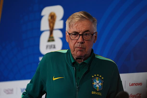 Ancelotti cho thấy khả năng ứng biến đỉnh cao. 