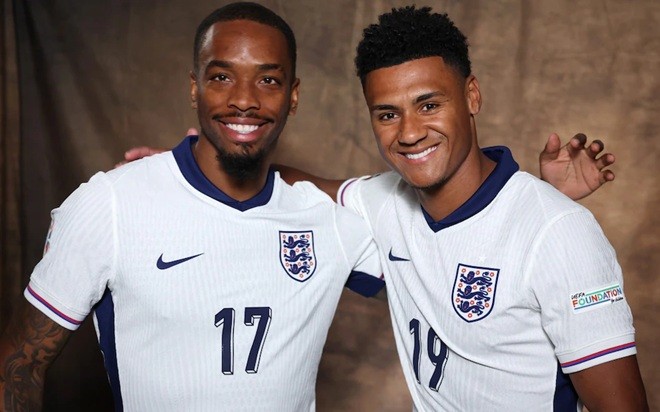 Ivan Toney và Ollie Watkins đã vượt qua nhiều cầu thủ để được đến World Cup. Ảnh: 