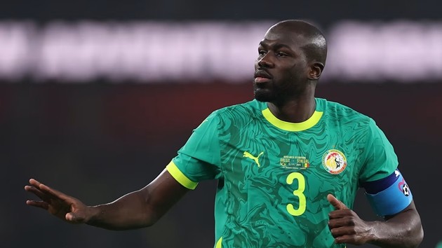 Koulibaly và các đồng đội vẫn được đánh giá cao hơn.