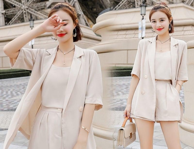 Thay vì gắn liền với quần âu và sơ mi truyền thống, blazer hiện nay có thể phối cùng rất nhiều món đồ khác nhau để tạo nên diện mạo mới mẻ.