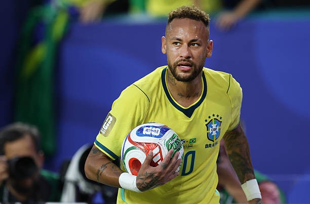 Neymar quyết định rút lui khỏi thương vụ chuyển tới Cincinnati.