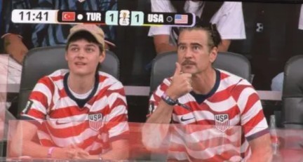 Một gương mặt khác cũng được bắt gặp trên màn hình là nam diễn viên Collin Farrell. Ảnh: Yahoo Sports.