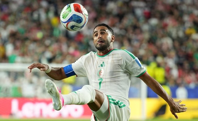 Algeria cần 1 điểm để sáng cửa vào vòng knock-out.