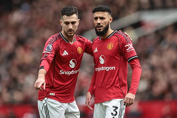 Cả Dalot lẫn Mazraoui đều được cho là sẽ gắn bó với Man Utd. 